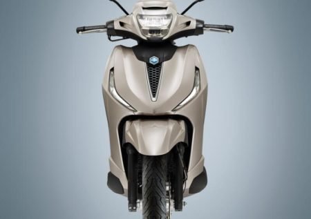 04-piaggio-beverly-300-hpe