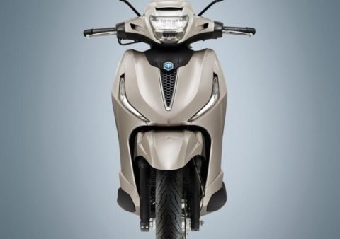 04-piaggio-beverly-300-hpe